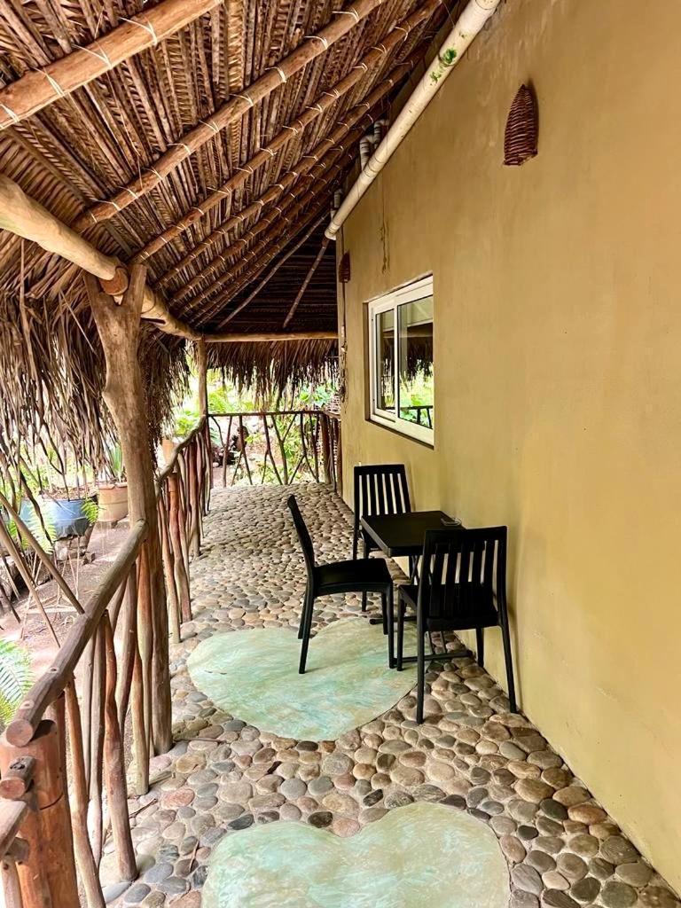 Junto Al Rio Bungalows & Suites Sayulita Exterior photo